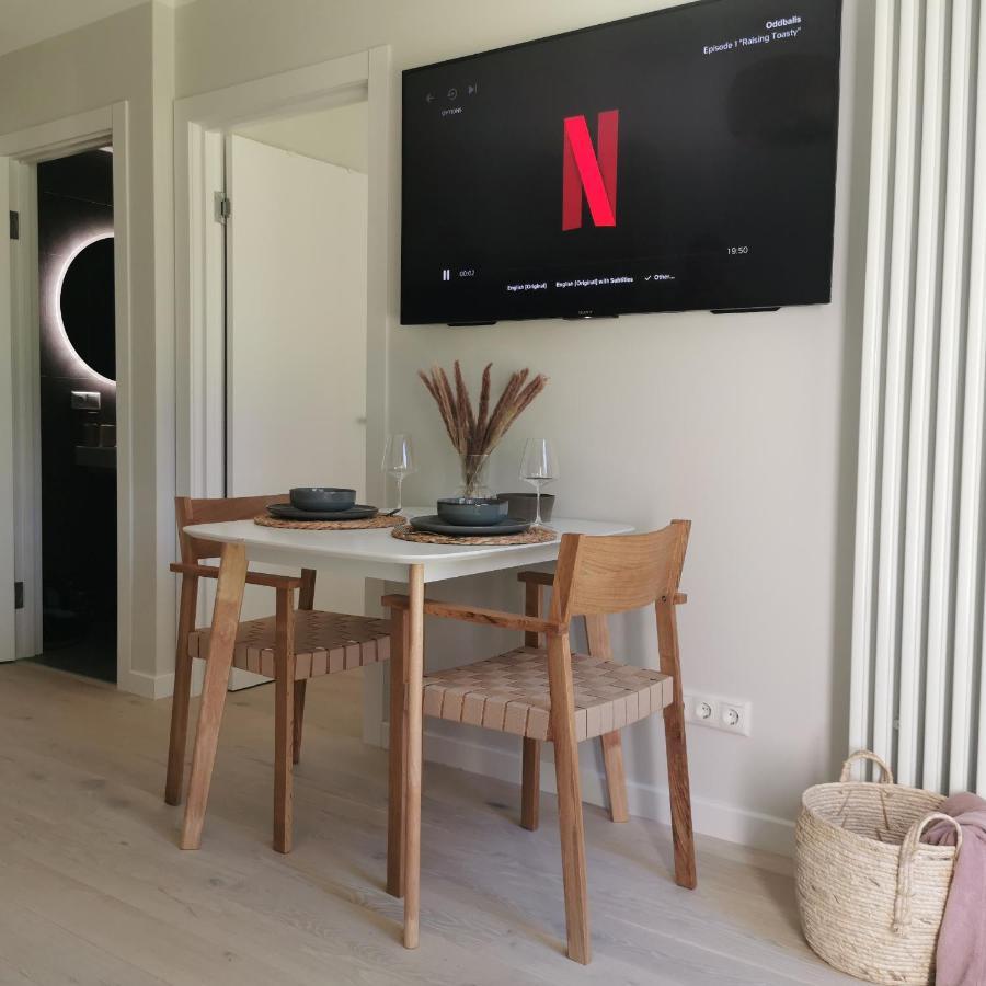 Albatross Getaway By The Sea, Spa And Forest With A Terrace Ķesterciems Eksteriør bilde
